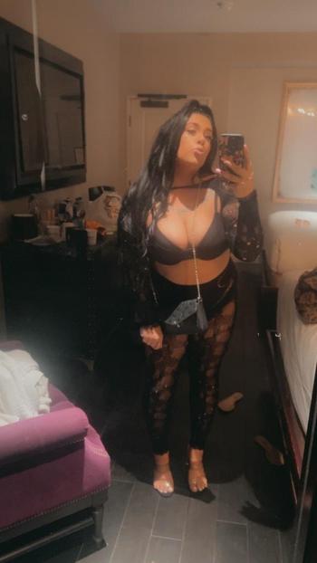 Britney, 33  female escort, Ann Arbor