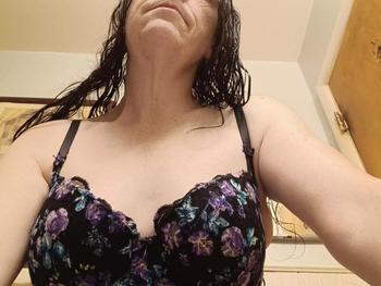 Alonna, 40  female escort, Ann Arbor