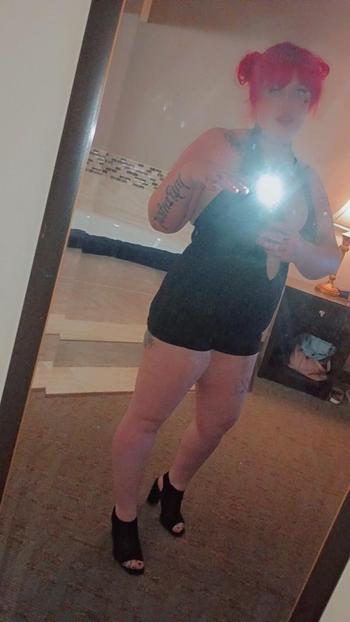 Red, 32  female escort, Ann Arbor